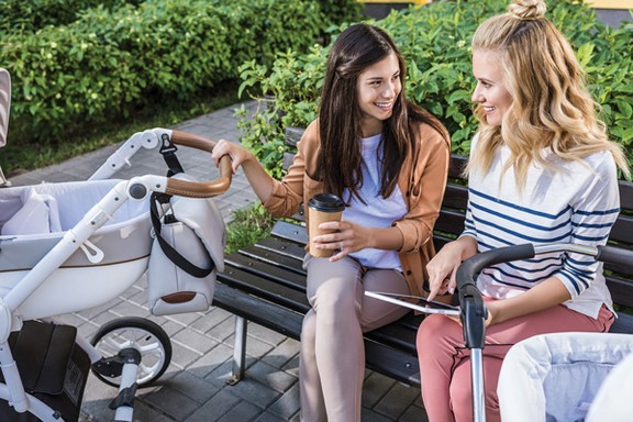 mommentors