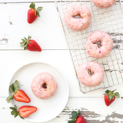 Easy Air Fryer Strawberry Donuts