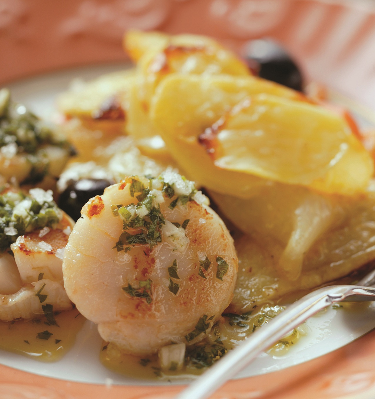 Pan-Seared Scallops with Lemon Butter and Basil