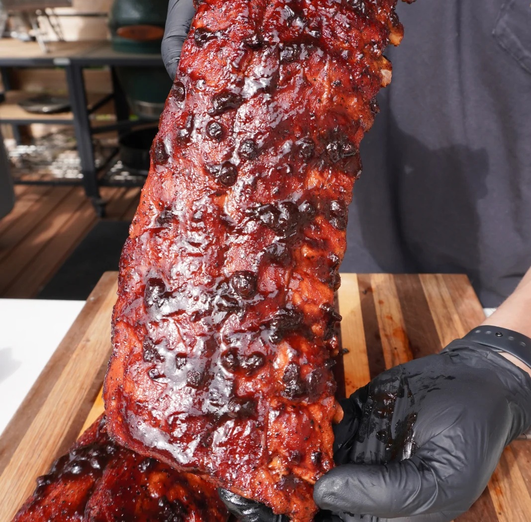 Ribs with Huckleberry Sauce