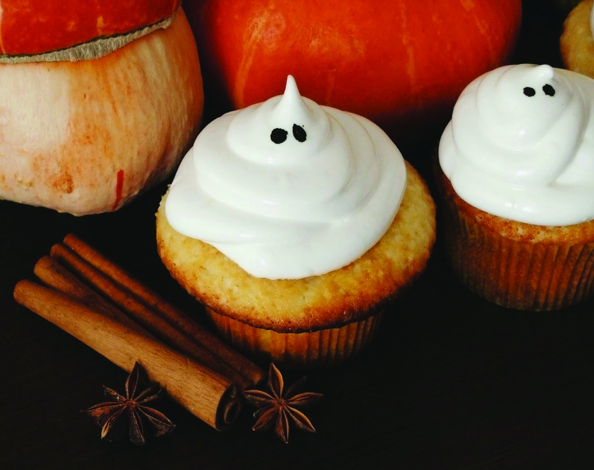 Cinnamon Spiced Ghost Cupcakes