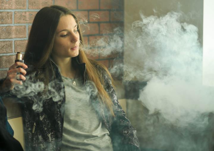 Vaping.jpg