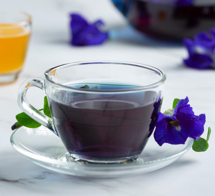 cup-butterfly-pea-flower-tea-with-honey-table.jpg