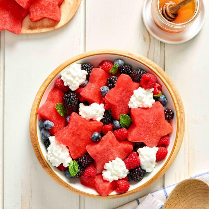 Fruit-Salad-with-Cottage-Cheese_2025-resized-1000x1000.jpg