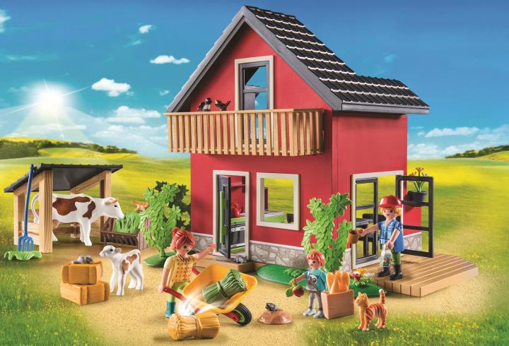 PLAYMOBIL Farmhouse with Outdoor Area .jpg