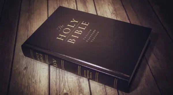 The-Holy-Bible.jpg