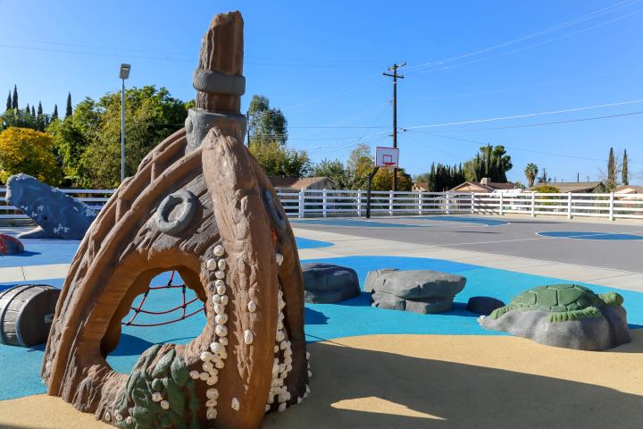 La Colonia Park-3.jpg