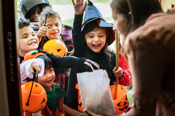 SafeTrickorTreat.jpg