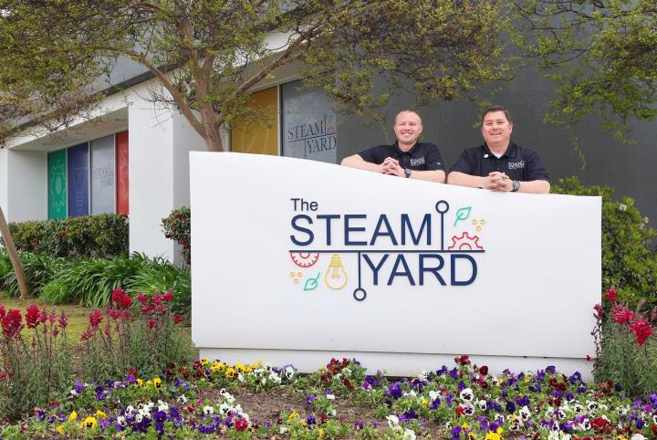 STEAMYARD.JPG